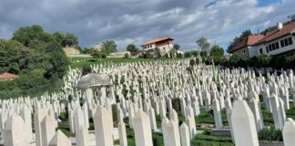 UNIMR “Nino Ćatić” osuđuje pokušaj izostavljanja Šehidskog mezarja Kovači iz protokola posjeta na značajne datume